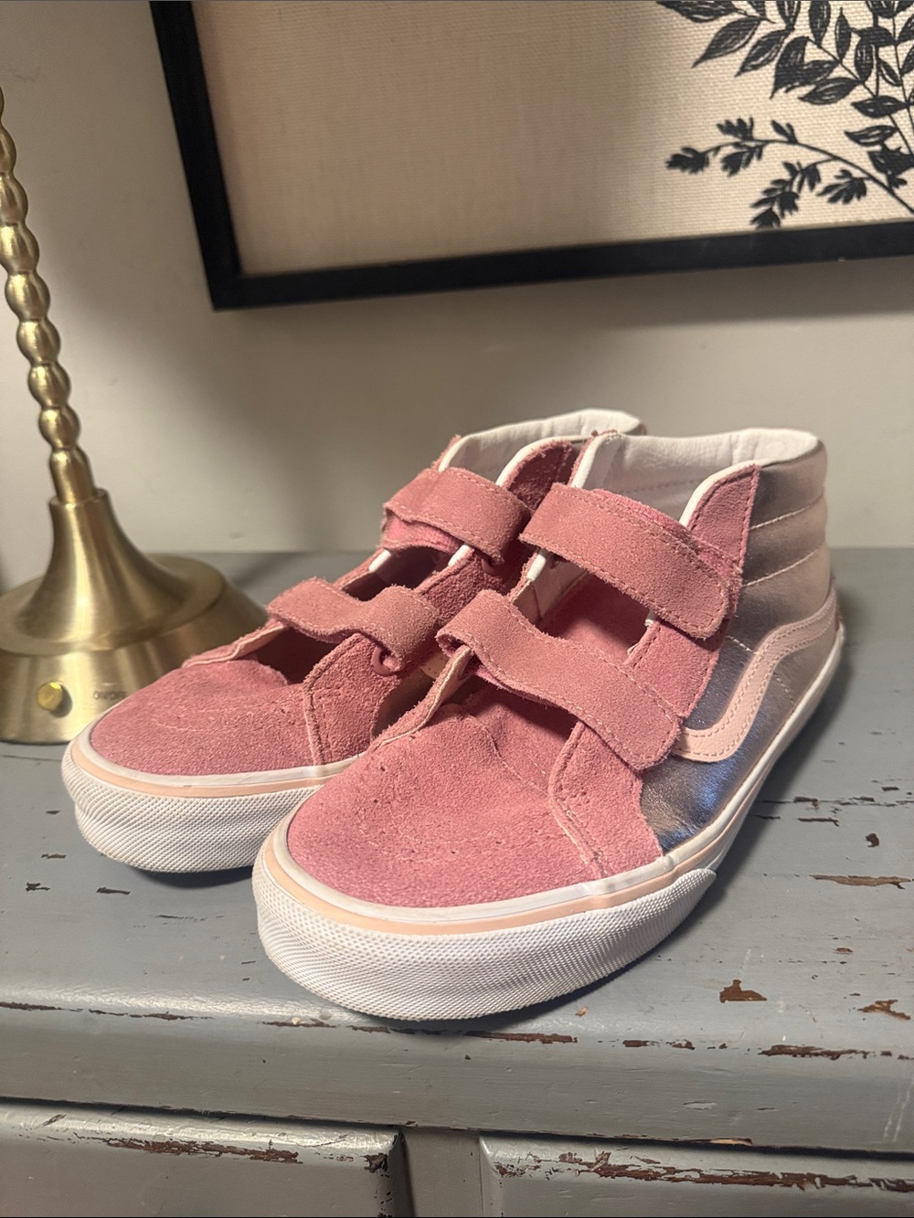 Vans Kids Pink Suede High-Top Sneakers with Metallic Silver Accent